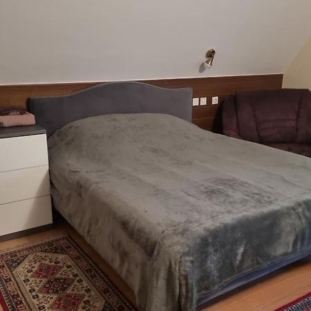 Planinski Dom Na Travni Gori Sodrazica Luaran gambar
