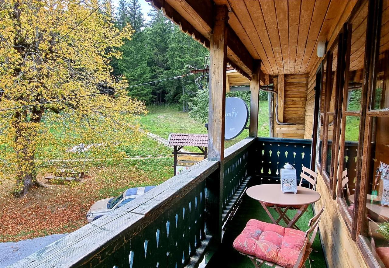 Planinski Dom Na Travni Gori Sodrazica Luaran gambar