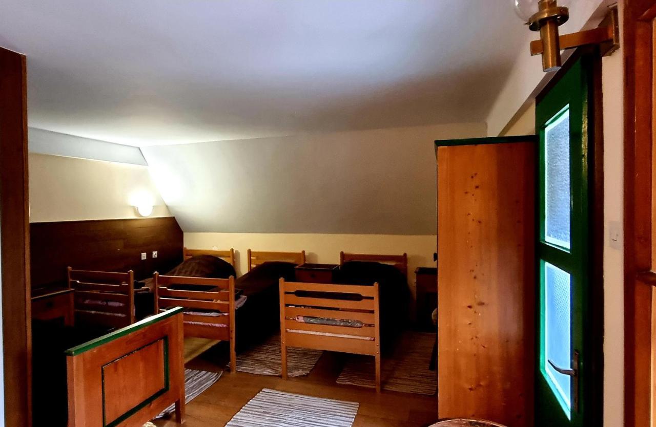 Planinski Dom Na Travni Gori Sodrazica Luaran gambar