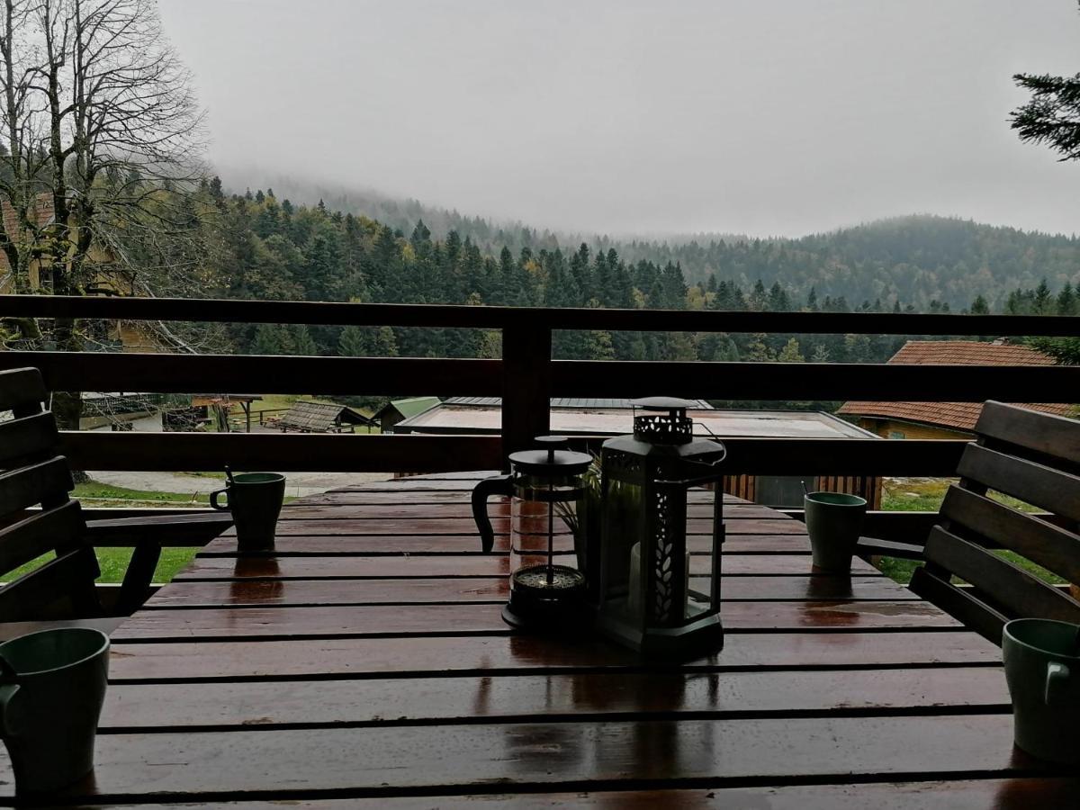 Planinski Dom Na Travni Gori Sodrazica Luaran gambar