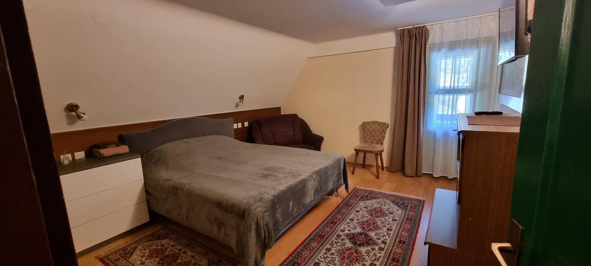 Planinski Dom Na Travni Gori Sodrazica Luaran gambar