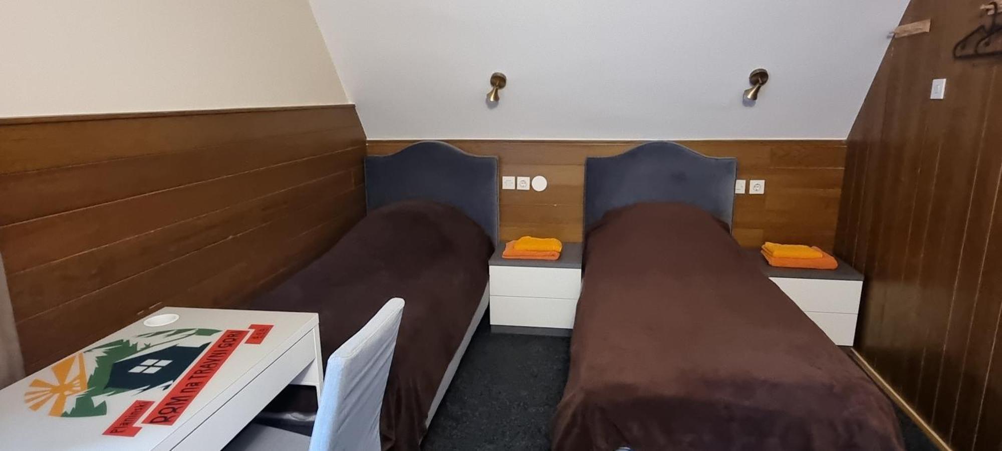 Planinski Dom Na Travni Gori Sodrazica Luaran gambar